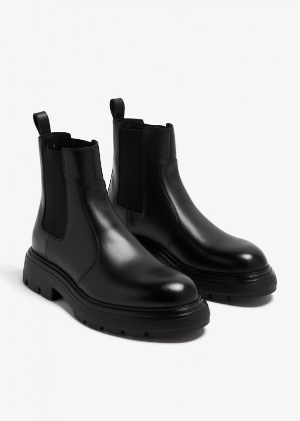 Black chelsea sales boots near me