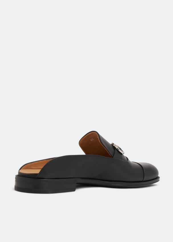 Ferragamo Gancini slippers for Men - Black in UAE