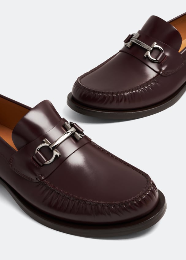 Ferragamo crown bit loafer hot sale