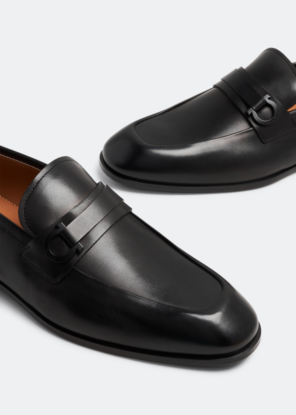 ferragamo trifoglio loafers