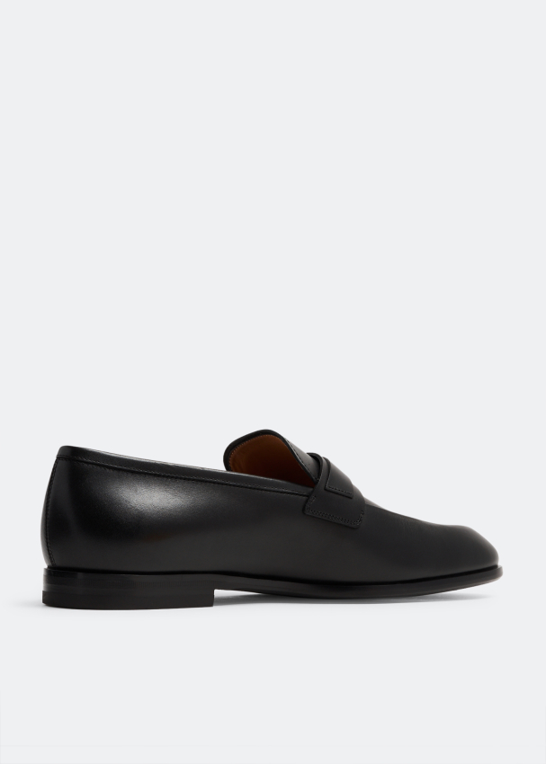Ferragamo Florio loafers for Men - Black in UAE | Level Shoes