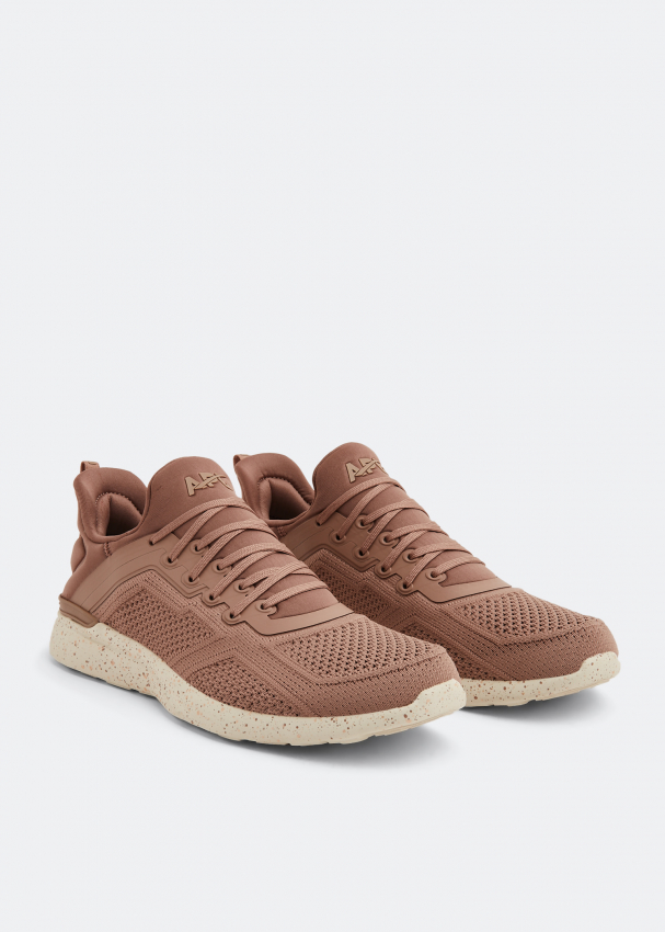 apl athletic propulsion labs techloom tracer sneakers