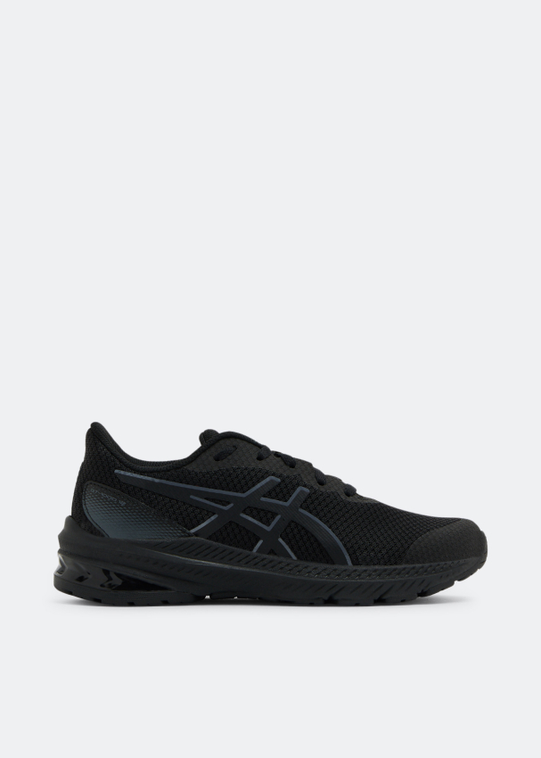 Nike gel bottom sneakers deals