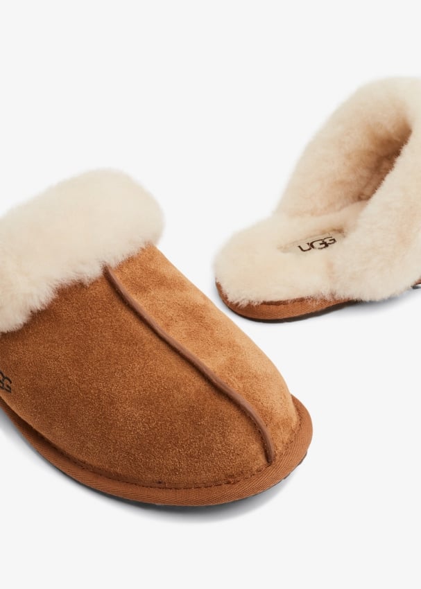 Ugg scuffette 2 slippers deals