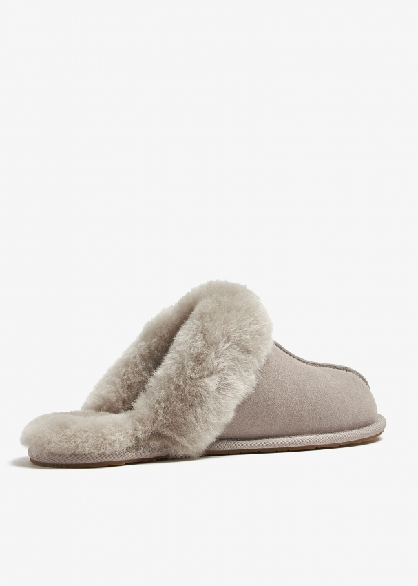 UGG Scuffette II slippers for Women Grey in UAE Level Shoes