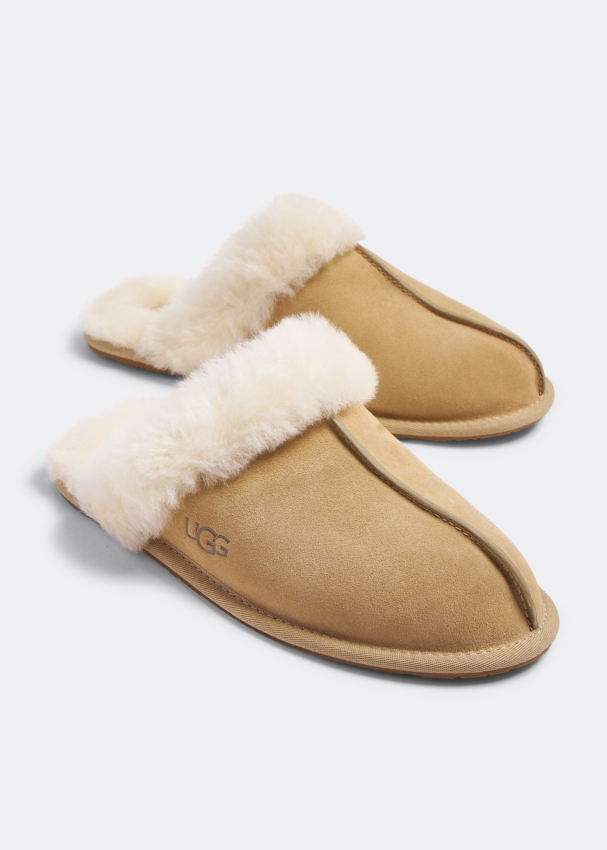 Ugg Scuffette II slippers for Women Beige in UAE Level Shoes