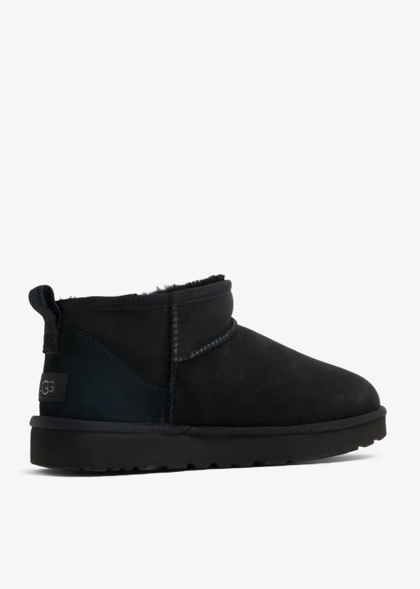 Ugg Classic Ultra Mini boots for Women - Black in UAE | Level Shoes