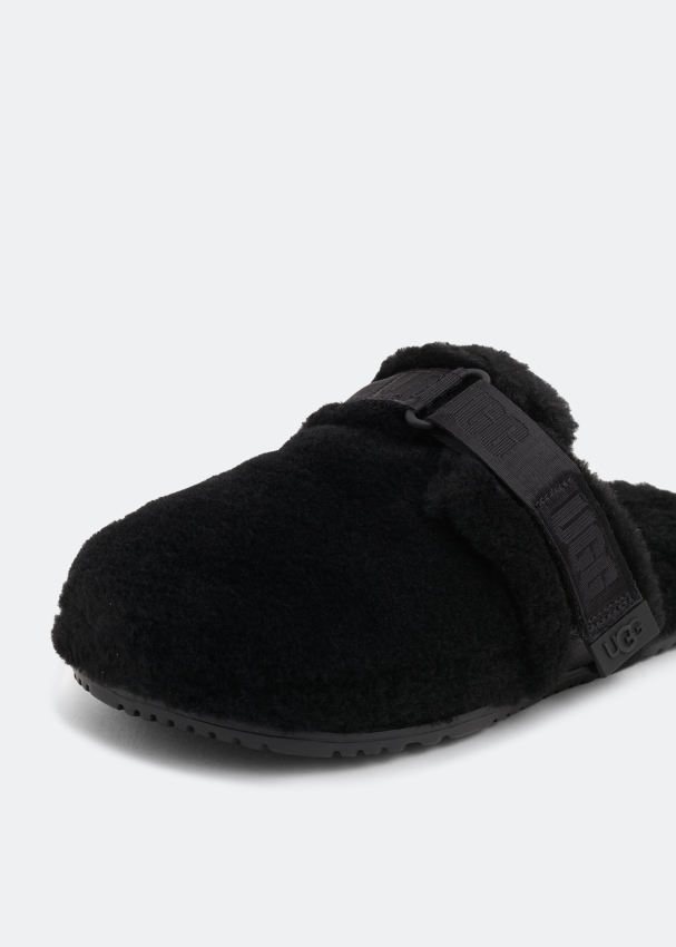Ugg Fluff It slippers for Men Black in UAE Level Shoes