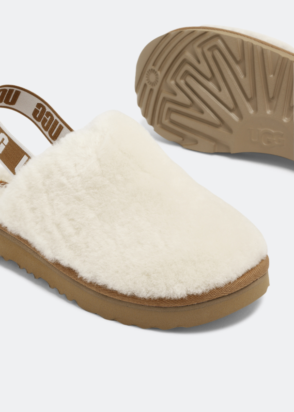 Ugg fluff best sale yeah medallion