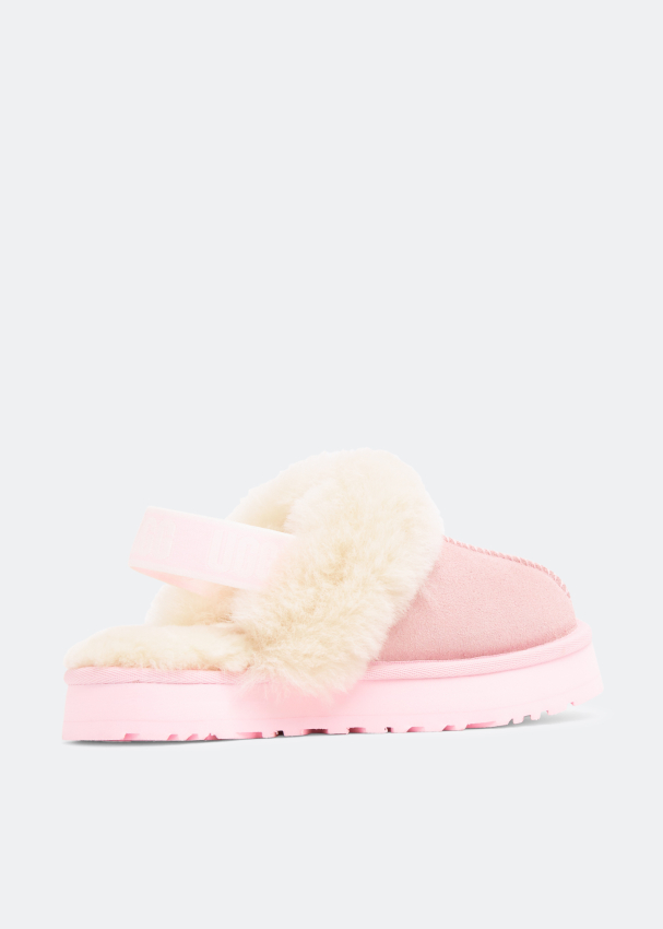 Ladies pink hotsell ugg slippers