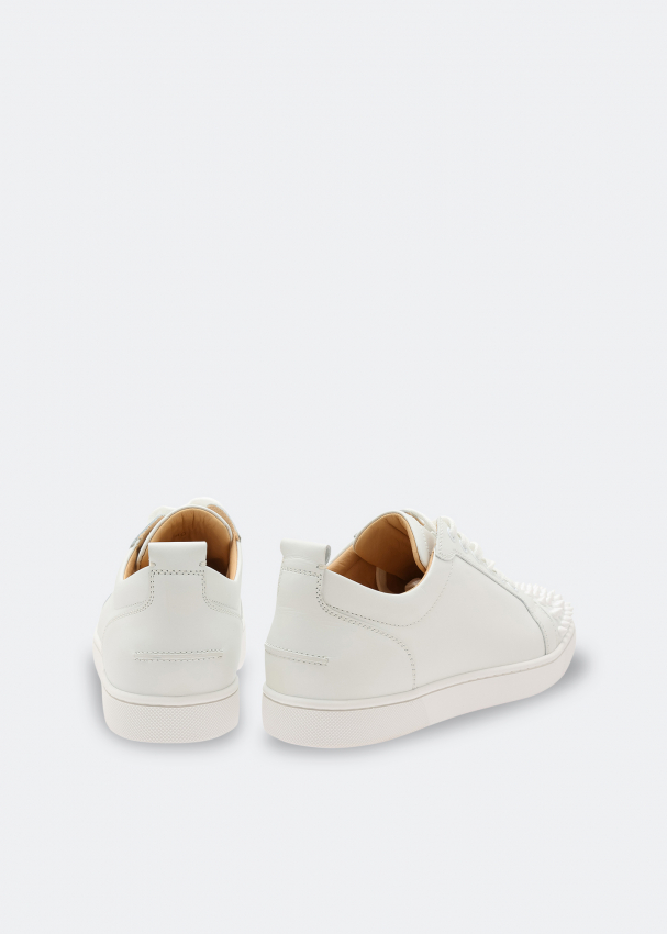 White louis junior spikes new arrivals
