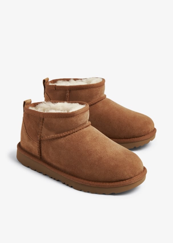 Uggs track my discount order
