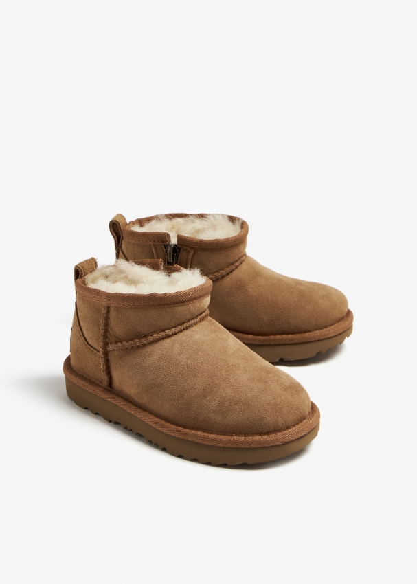 Women's Classic Ultra Mini New Heights Boot in Mustard Seed