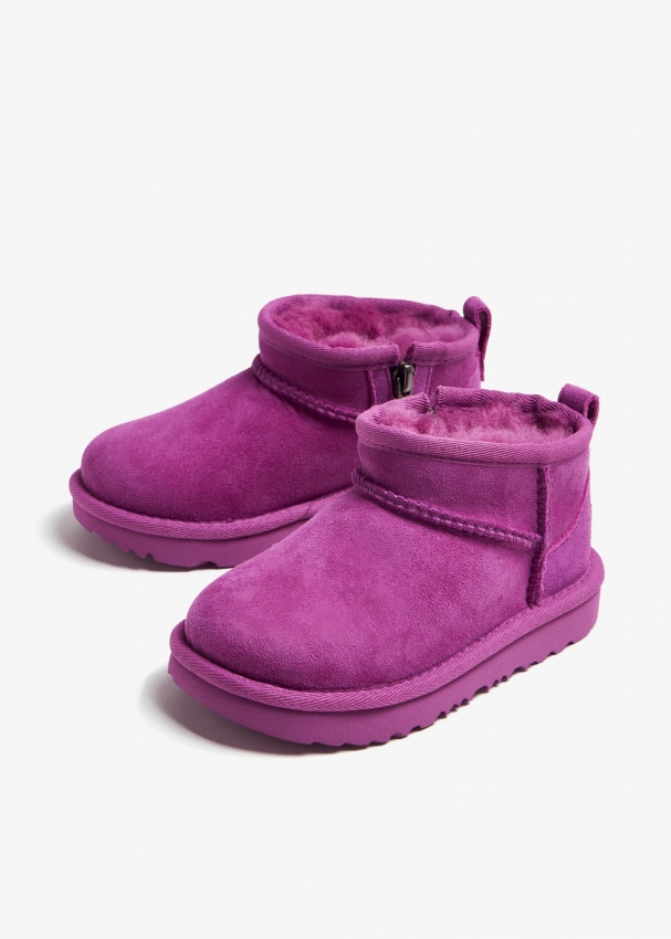 Shop Boots for girls in UAE Level Shoes