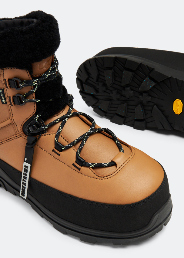 Ugg vibram deals men's shoes