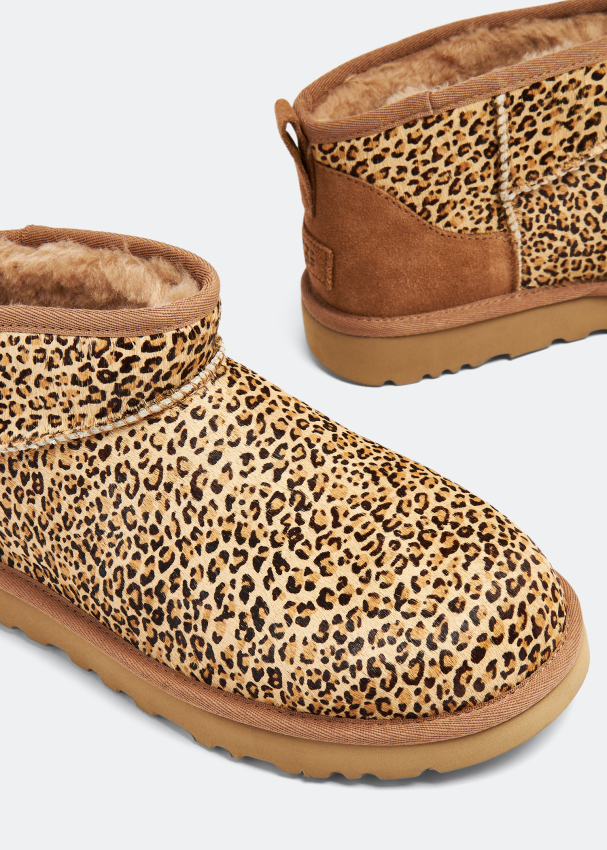 Animal print top ugg boots