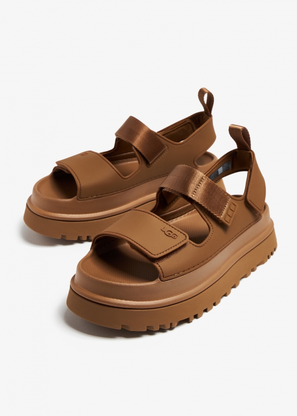Ugg sandals outlet in store