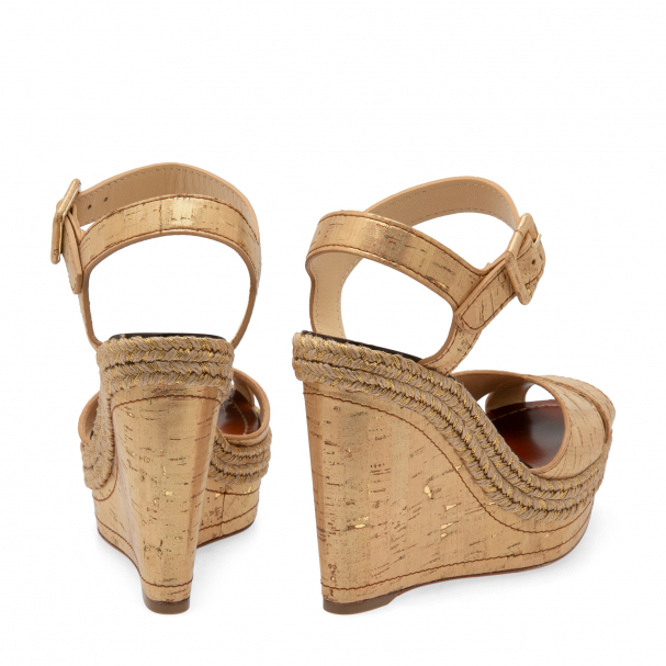 Louboutin hotsell almeria wedge