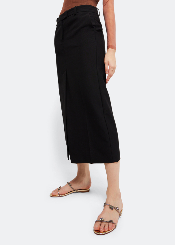 Christian Louboutin Just Queenie flat sandals for Women - Gold in KSA | Level Shoes