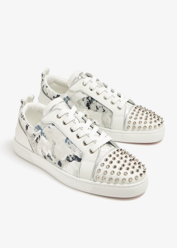 Louboutin shoes store men white