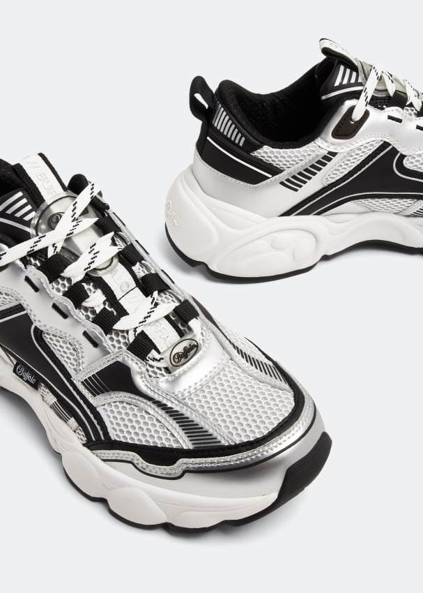 Buffalo CLD Run JOG sneakers for Women - Silver in UAE | Level Shoes