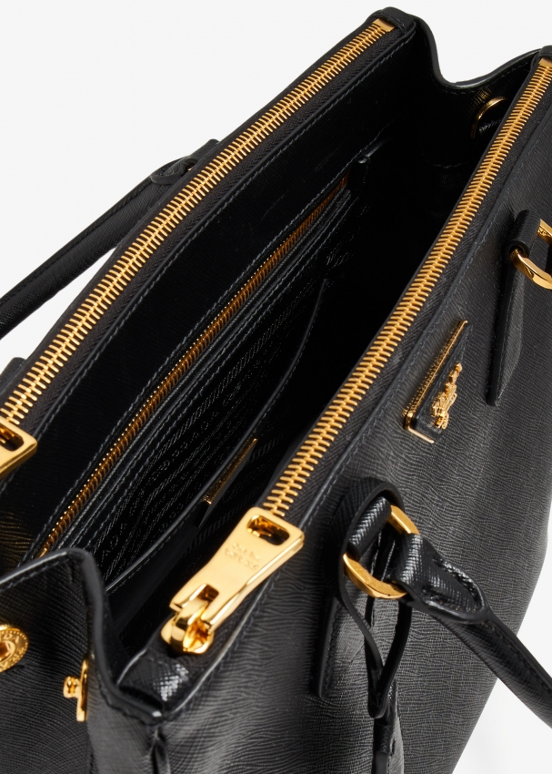 Prada Galleria large leather bag for Women Black in Qatar Level Shoes