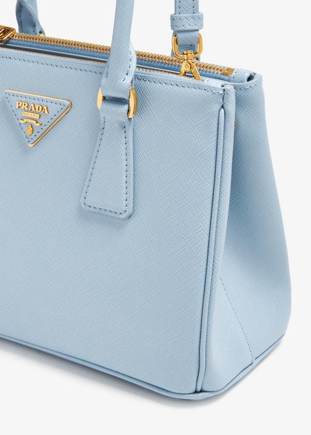 Prada galleria hotsell bag blue