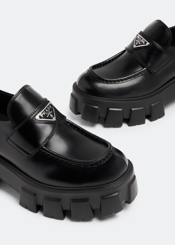 Prada shop loafers black