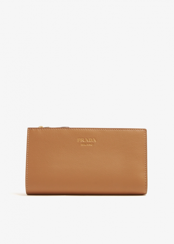 Medium saffiano leather wallet prada deals