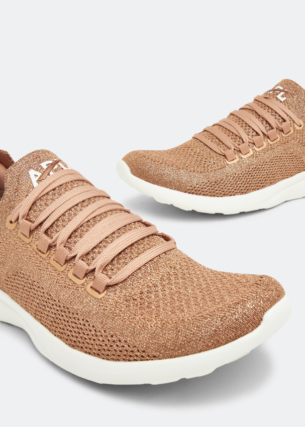 Apl techloom deals rose gold