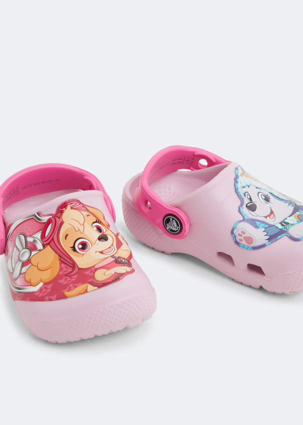 Girls paw patrol crocs outlet