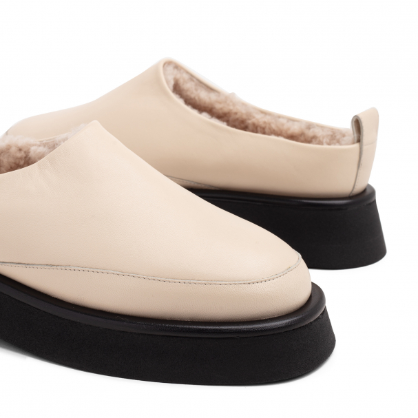 Kære Regnjakke benzin Wandler Rosa loafers for Women - White in UAE | Level Shoes