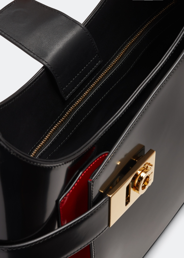 Ferragamo Hobo L shoulder bag for Women - Black in UAE