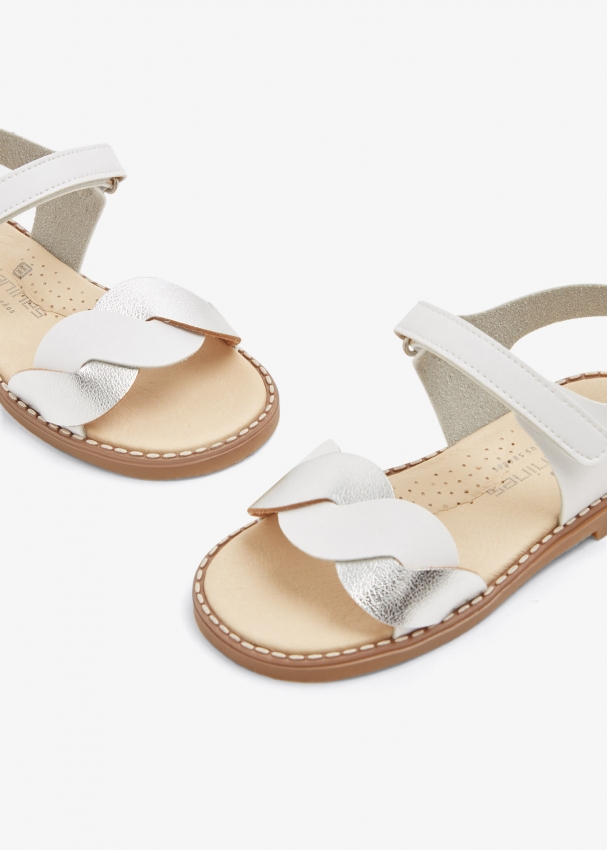 Baby girl 2025 white sandals