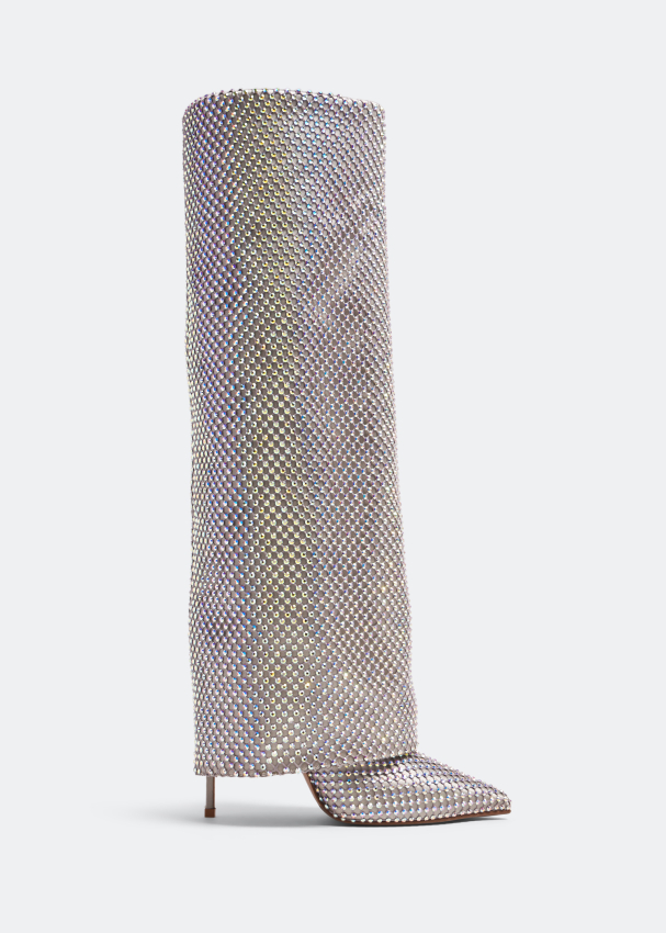 636733