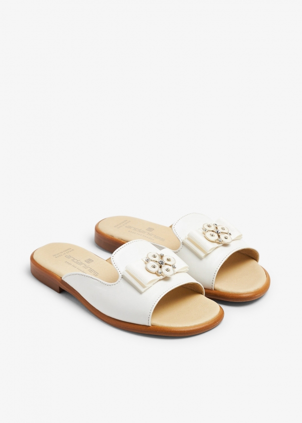 Andanines Childrens Girls Sandals Gold