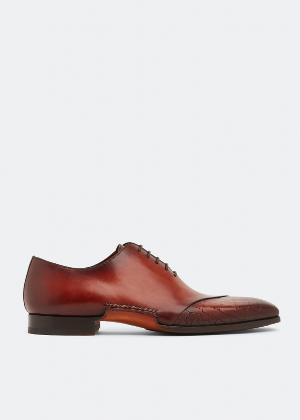 power textured lace up shoes