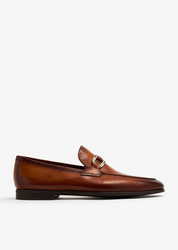 Magnanni Leather loafers for Men - Brown in UAE | Level Shoes