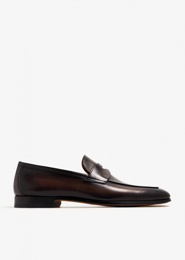 magnanni loafers