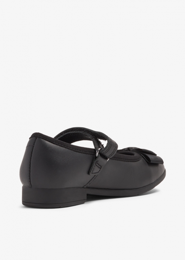 Clarks Scala Tap shoes for Girl Black in UAE Level Shoes