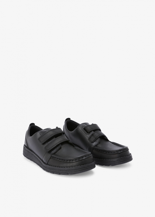 Clarks shoes uae outlet