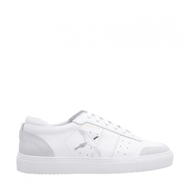 axel arigato dunk white