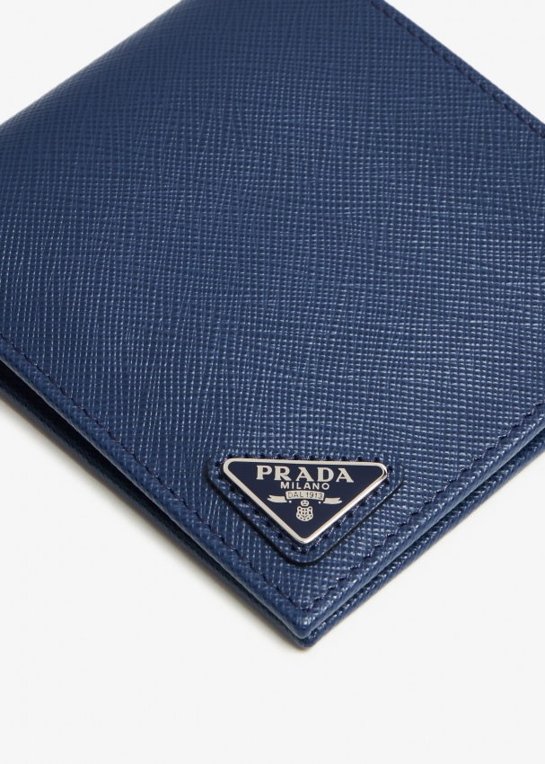 Prada saffiano clearance wallet blue