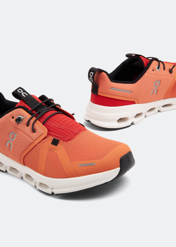 On cloud on sale shoes orange