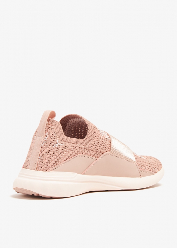 Athletic Propulsion Labs Techloom Bliss sneakers for Girl Pink