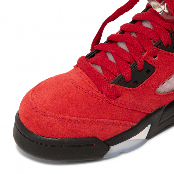 Toro bravo jordan 5 discount