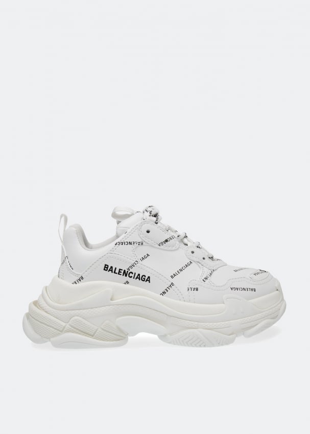 Balenciaga Triple S sneakers for Women - White in UAE | Level Shoes