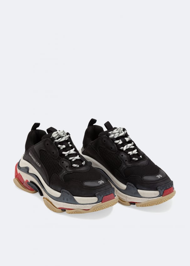 Balenciaga // Black Red Triple S Sneaker – VSP, 53% OFF