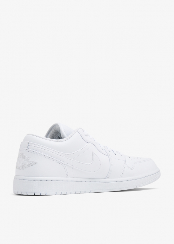 Jordan retro 1 low white sales