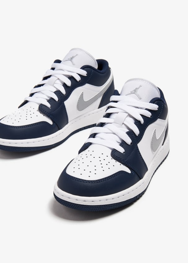 Nike Air Jordan 1 Low sneakers for Boy Blue in Qatar Level Shoes